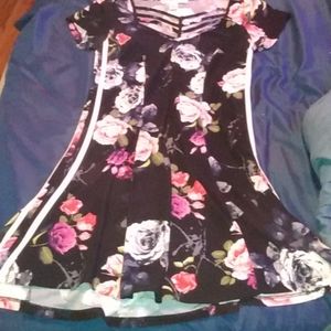 Black flowery dress
